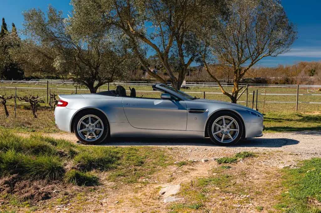 Aston Martin V8 Vantage Roadster 4.3l Sportshift 05/2008-photo-4