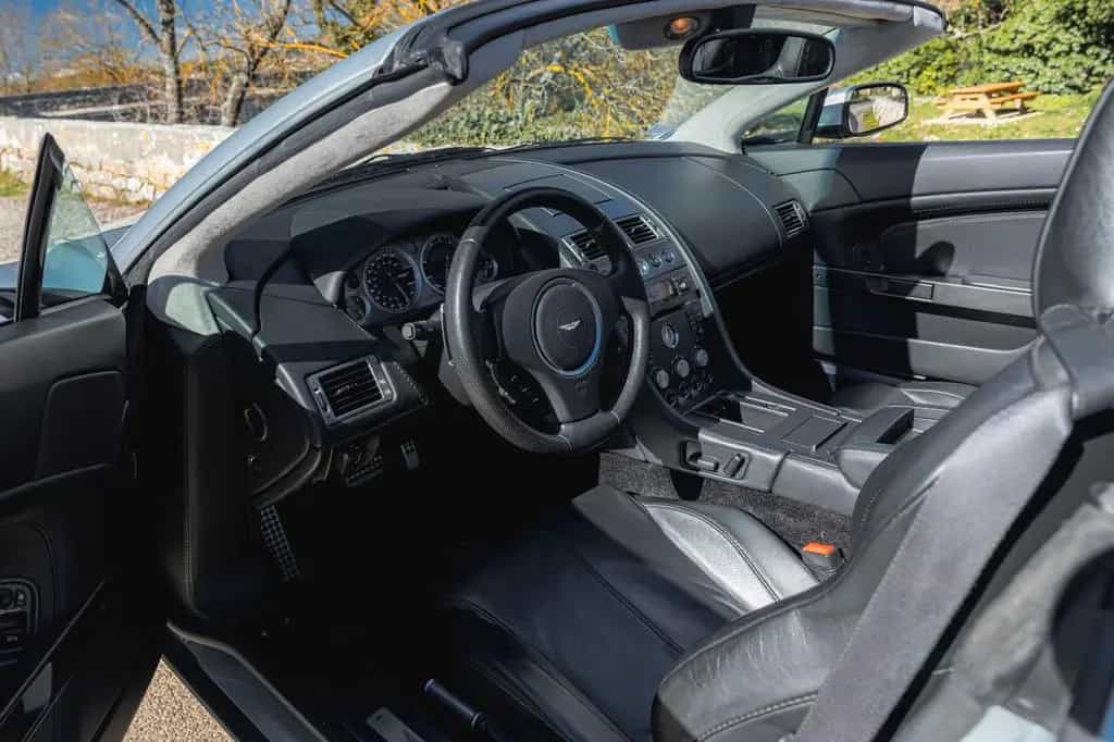 Aston Martin V8 Vantage Roadster 4.3l Sportshift 05/2008-photo-6
