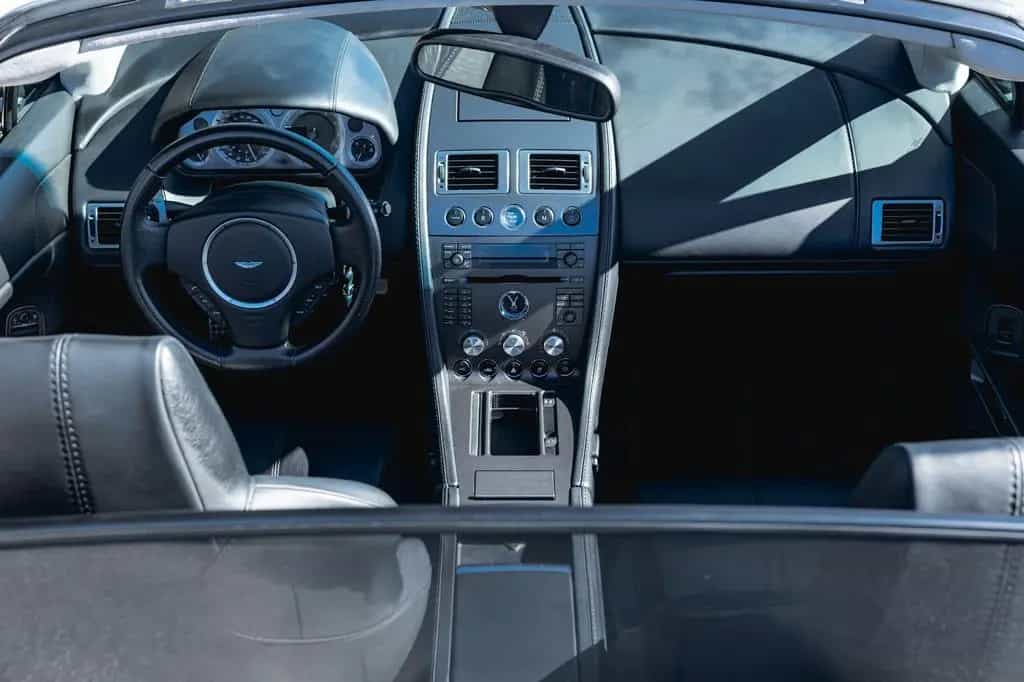Aston Martin V8 Vantage Roadster 4.3l Sportshift 05/2008-photo-7