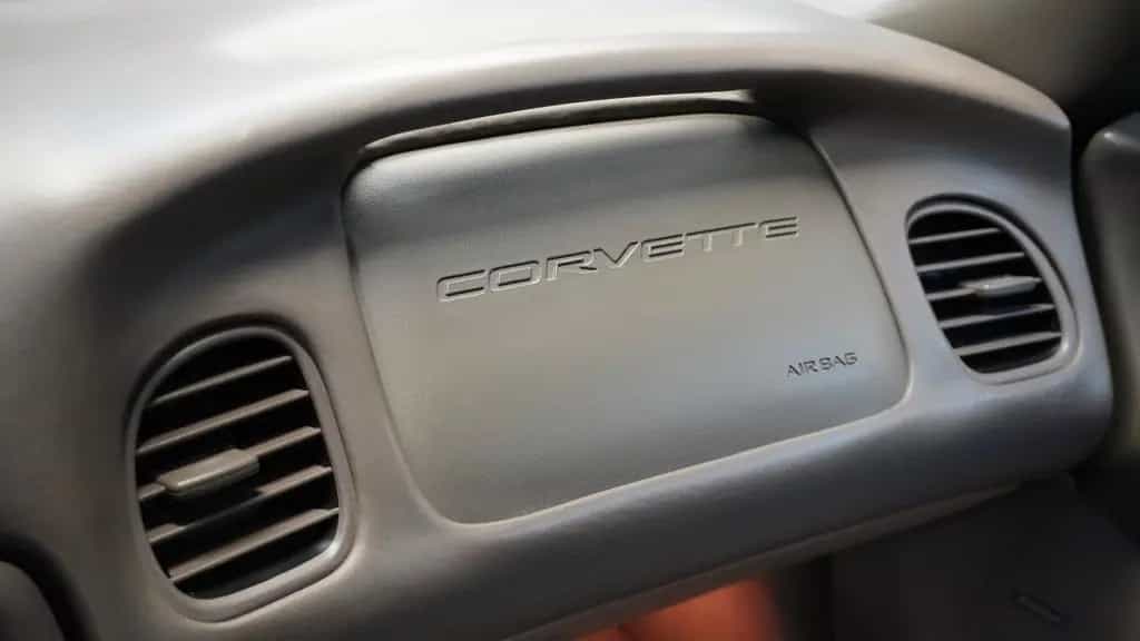 Corvette C5 Targa Coupé Manual 50th Anni.Edition*limited* 12/2002-photo-5