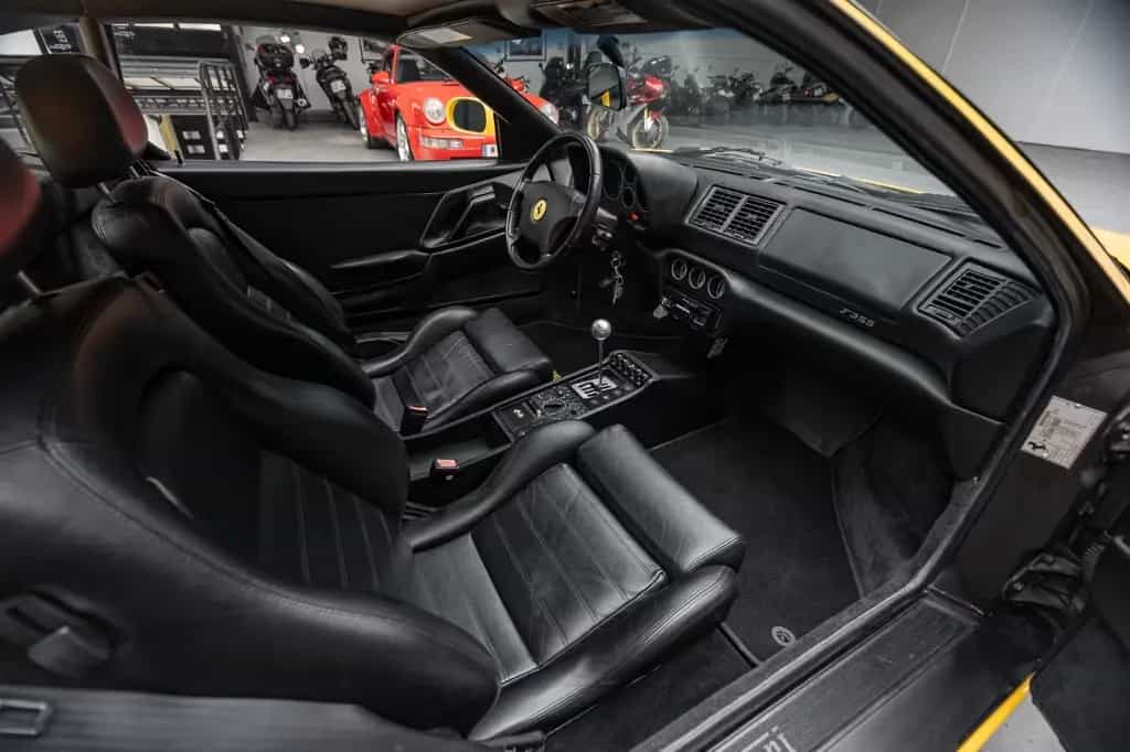 Ferrari F355 Berlinetta *Manual / Giallo Modena* 04/1997-photo-13