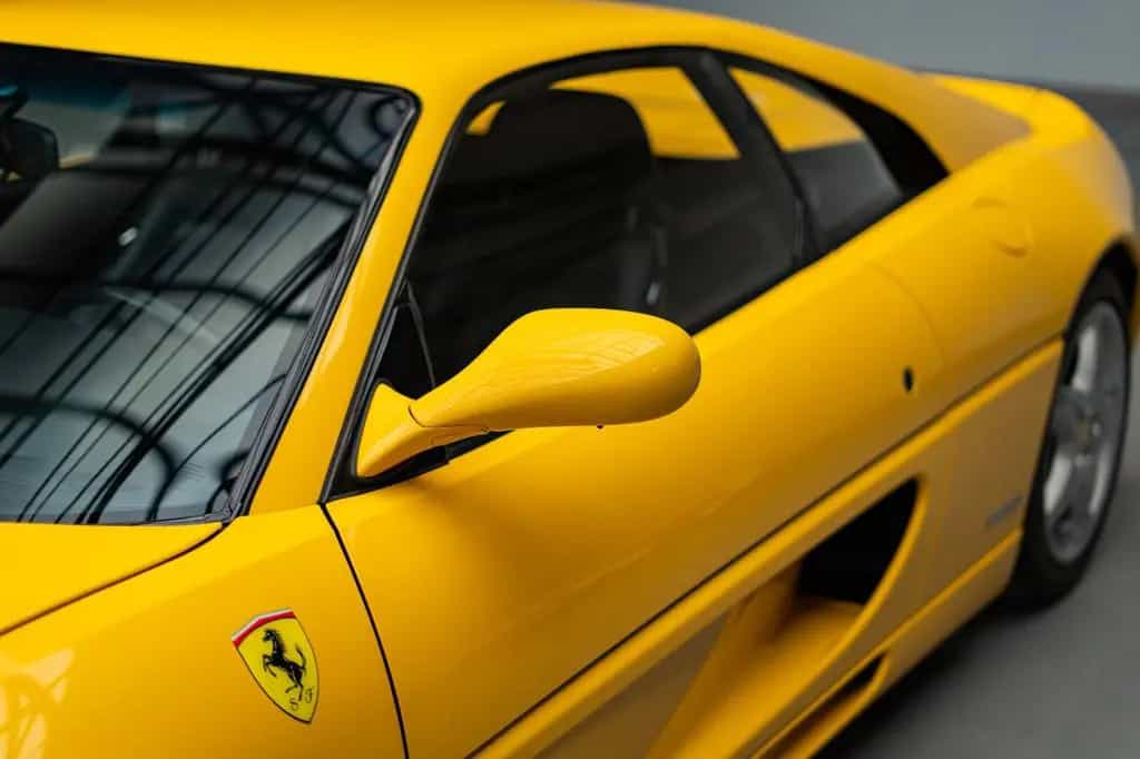 Ferrari F355 Berlinetta *Manual / Giallo Modena* 04/1997-photo-31