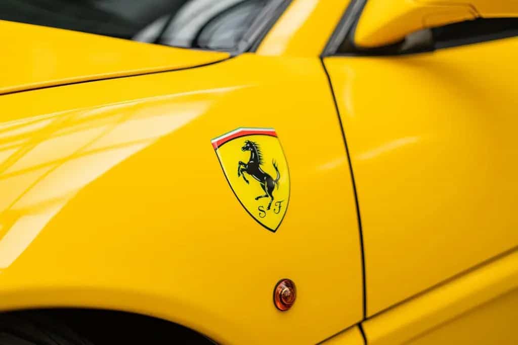 Ferrari F355 Berlinetta *Manual / Giallo Modena* 04/1997-photo-32
