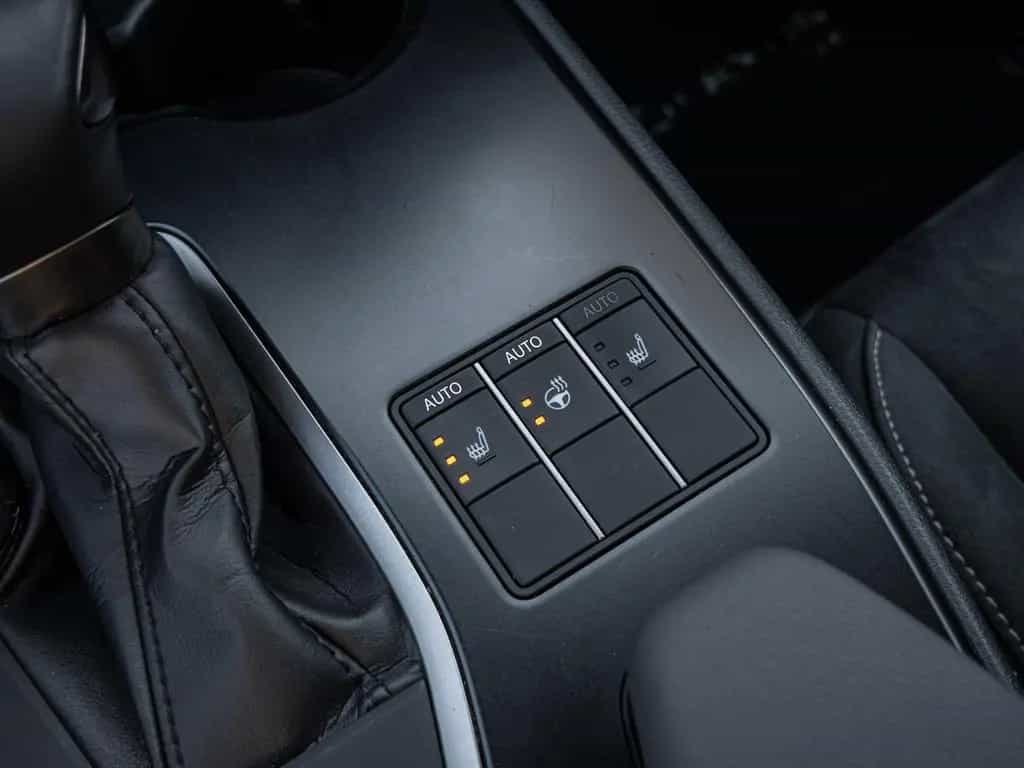 Lexus UX 250h Style+ Ed. PDC SHZ KAMERA ACC LED Facel. 01/2023-photo-20