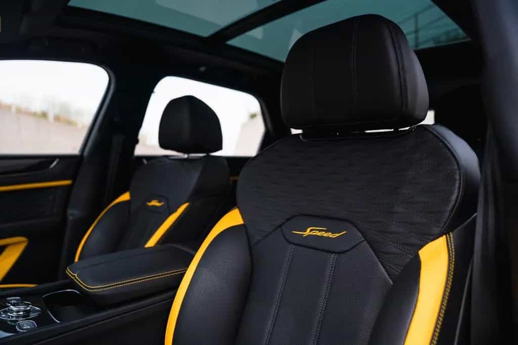 Bentley Bentayga Speed null-photo-13