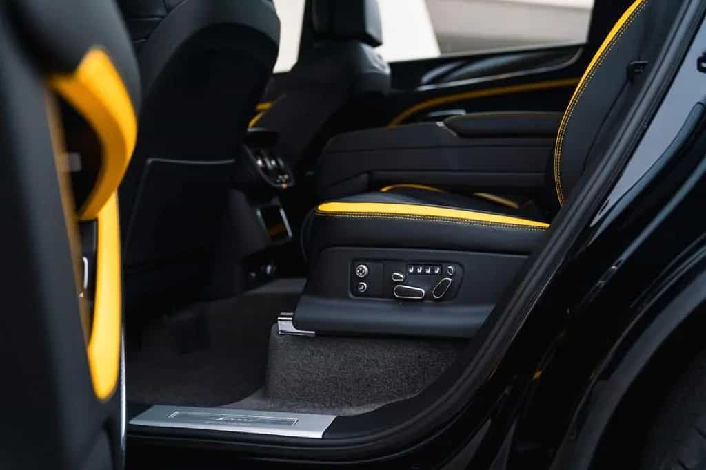 Bentley Bentayga Speed null-photo-39