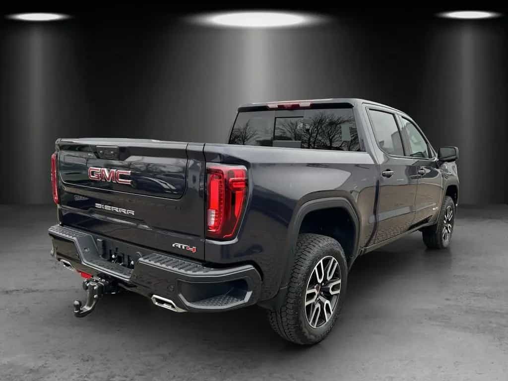 GMC Sierra 1500 AT4 Crew Cab Short Bed AHK/LED/SHD/ 03/2026-photo-4