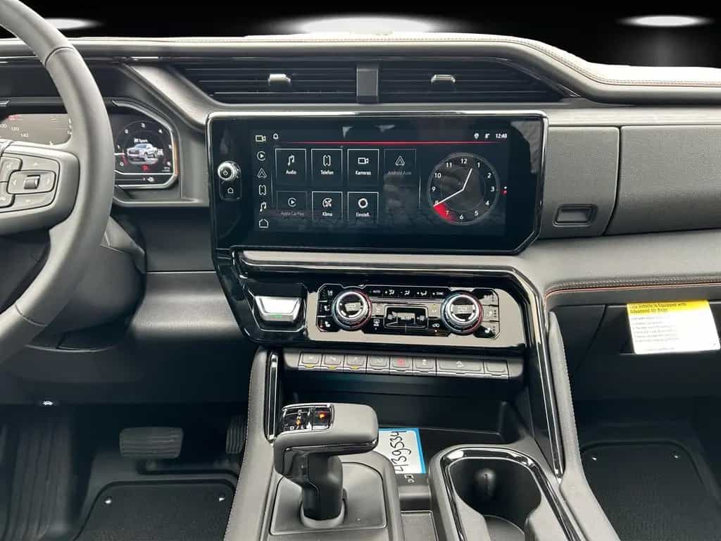 GMC Sierra 1500 AT4 Crew Cab Short Bed AHK/LED/SHD/ 03/2026-photo-7