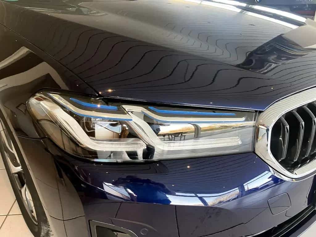 BMW 5 Series 520d Innovationspaket/HuD/AHK/Parkasst/4-Zonen 08/2022-photo-14