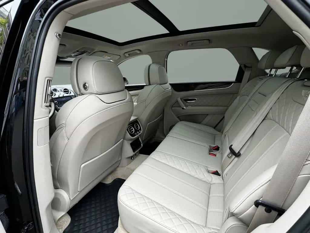 Bentley Bentayga V8 Mulliner TOURING CITY SUNSHINE PAKET 01/2020-photo-11