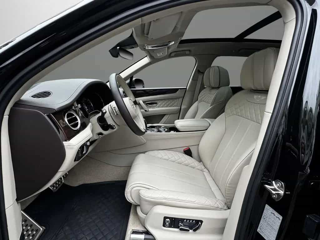 Bentley Bentayga V8 Mulliner TOURING CITY SUNSHINE PAKET 01/2020-photo-7