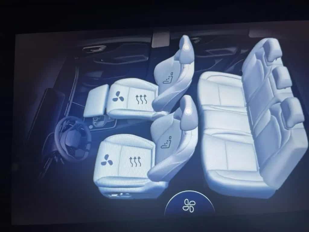 BAIC Beijing X75 X75 Luxury CarPlay *Vollausstattung* null-photo-13