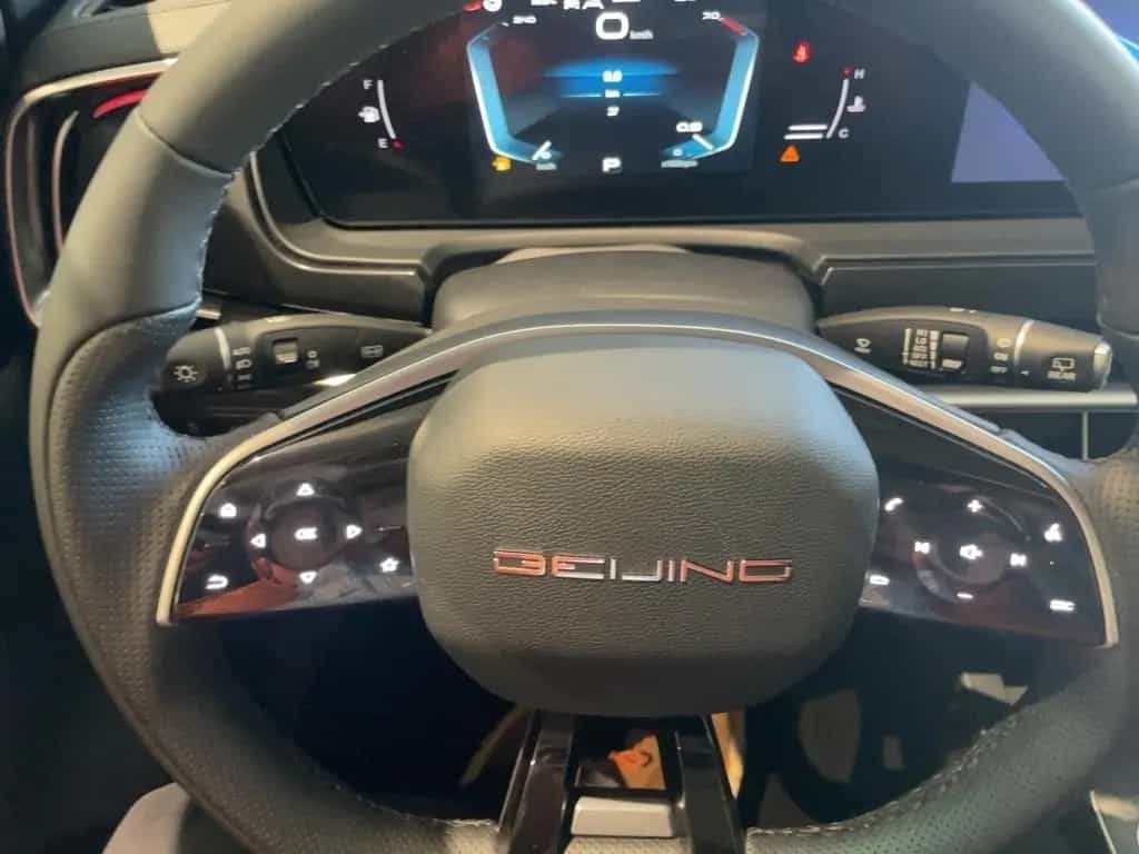 BAIC Beijing X75 X75 Luxury CarPlay *Vollausstattung* null-photo-8