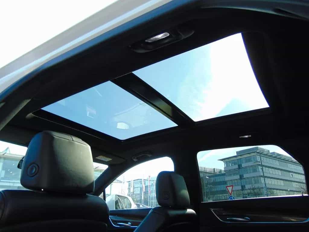 Cadillac XT5 3.6 V6 Platinum LED+Navi+SHZ+360+Bel.Sitz 01/2019-photo-18
