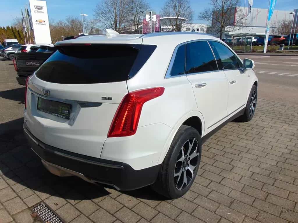 Cadillac XT5 3.6 V6 Platinum LED+Navi+SHZ+360+Bel.Sitz 01/2019-photo-5