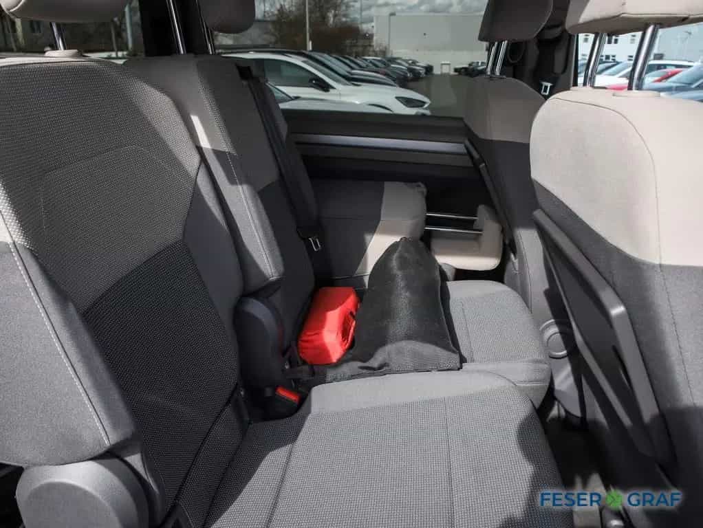 Volkswagen T7 Multivan Life LÜ 2.0 TSI Navi AHL Easy-Open 04/2022-photo-5