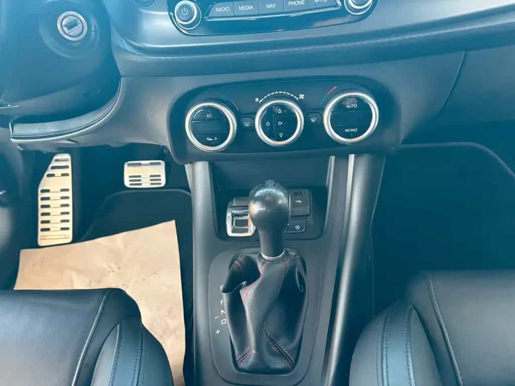 Alfa Romeo Giulietta Super AUTOMATIK MATT VOLLEDER 08/2017-photo-19