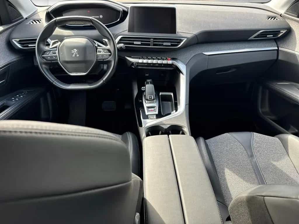 Peugeot 3008 1.2 PureTech 130 Allure Navigation+Clima+Te 06/2019-photo-10
