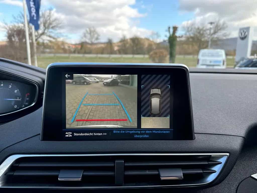 Peugeot 3008 1.2 PureTech 130 Allure Navigation+Clima+Te 06/2019-photo-13