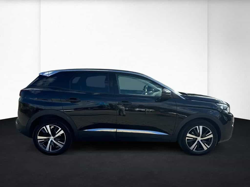 Peugeot 3008 1.2 PureTech 130 Allure Navigation+Clima+Te 06/2019-photo-5