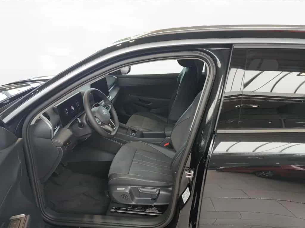 Volkswagen T-Roc Style 1.5 l eTSI OPF 85 kW (116 PS) 7-Gang null-photo-1