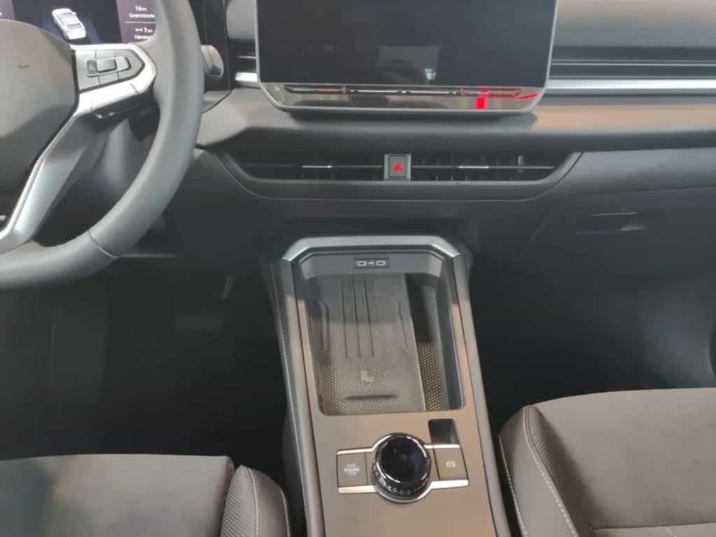 Volkswagen T-Roc Style 1.5 l eTSI OPF 85 kW (116 PS) 7-Gang null-photo-5