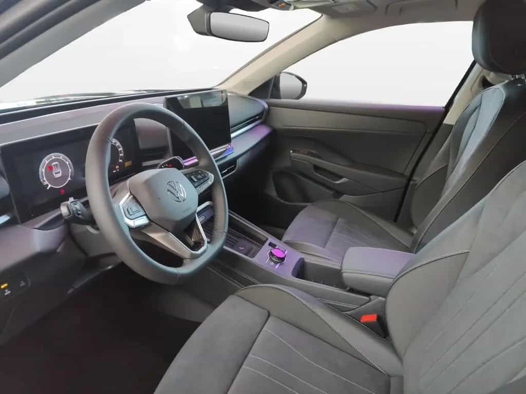 Volkswagen T-Roc Style 1.5 l eTSI OPF 85 kW (116 PS) 7-Gang null-photo-1