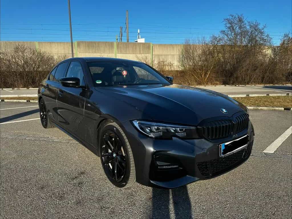 BMW 3 Series 330i M Sport Automatic M Sport (8 Fachbereift) 10/2021-photo-3