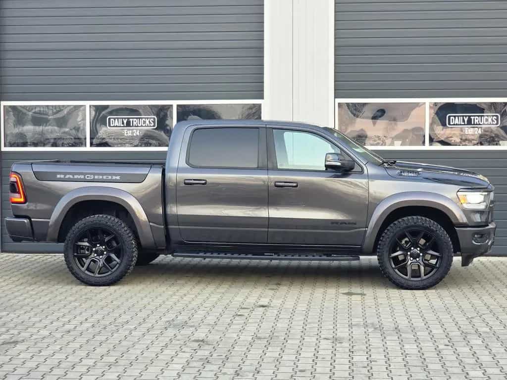 Dodge RAM 1500 5.7 4x4 Bighorn LED RAMBOX 22´´ AHK 06/2019-photo-12