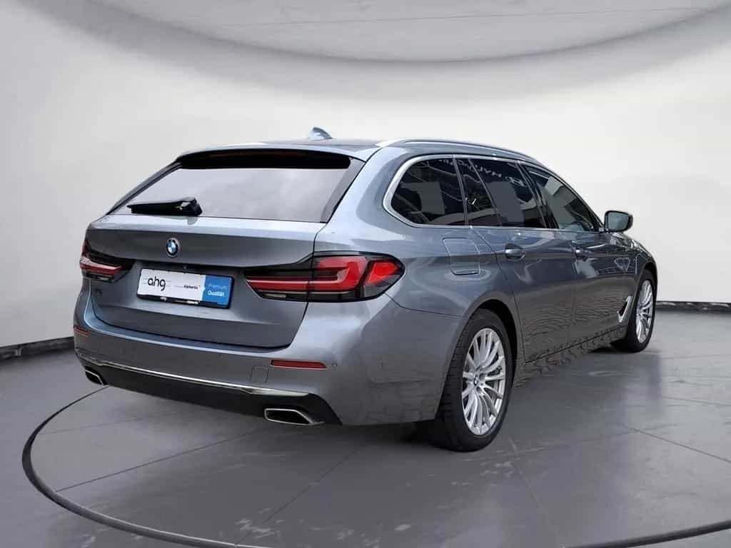 BMW 5 Series 520d xDrive Touring Luxury Line Panorama AHK 01/2022-photo-2
