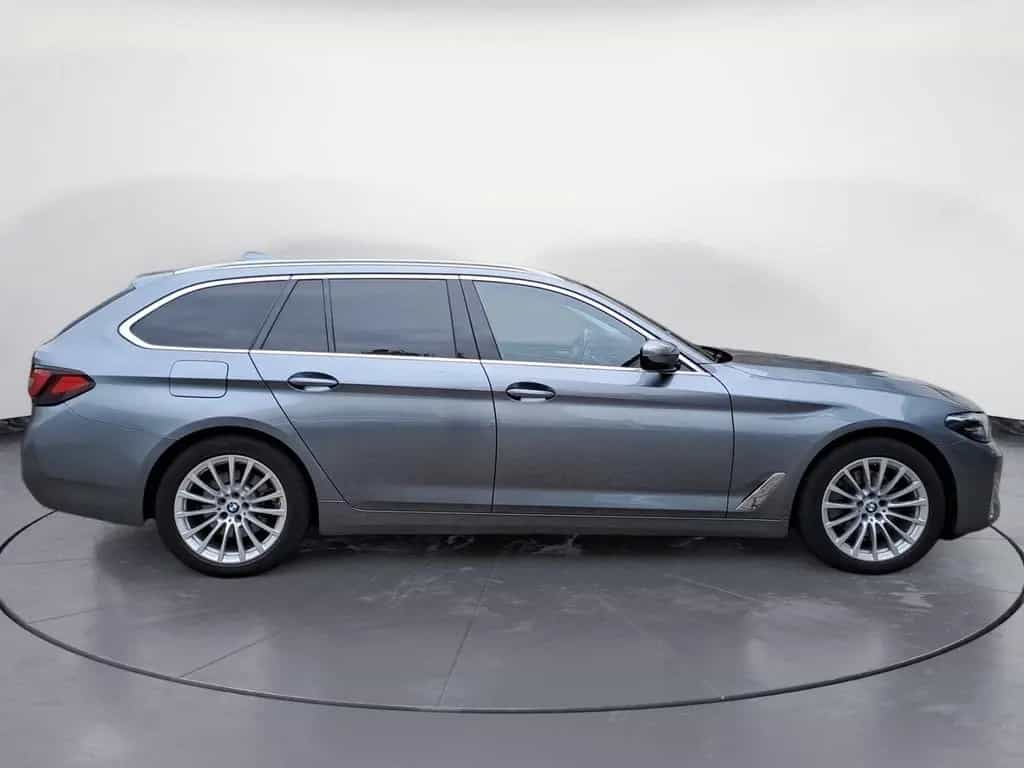 BMW 5 Series 520d xDrive Touring Luxury Line Panorama AHK 01/2022-photo-6