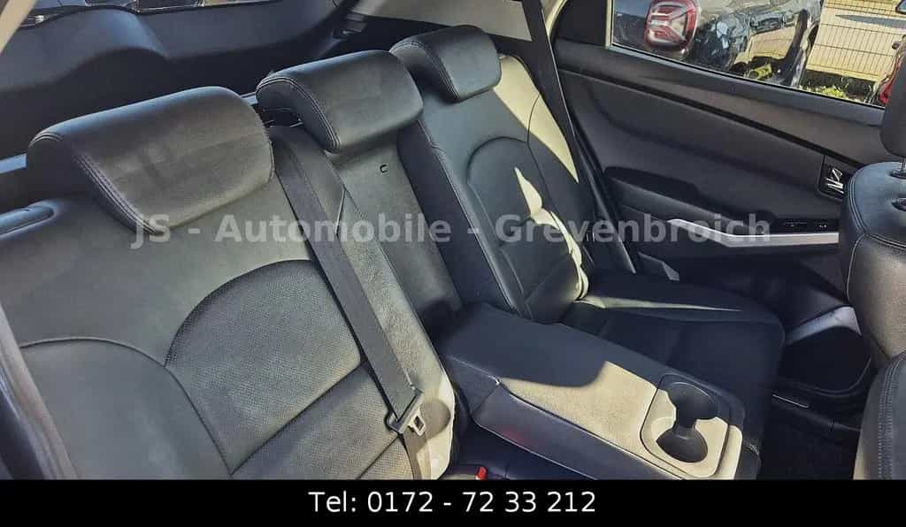 Ssangyong Korando 2.2Diesel e-XDi 220 AT AHK LEDER KAMERA 06/2016-photo-11