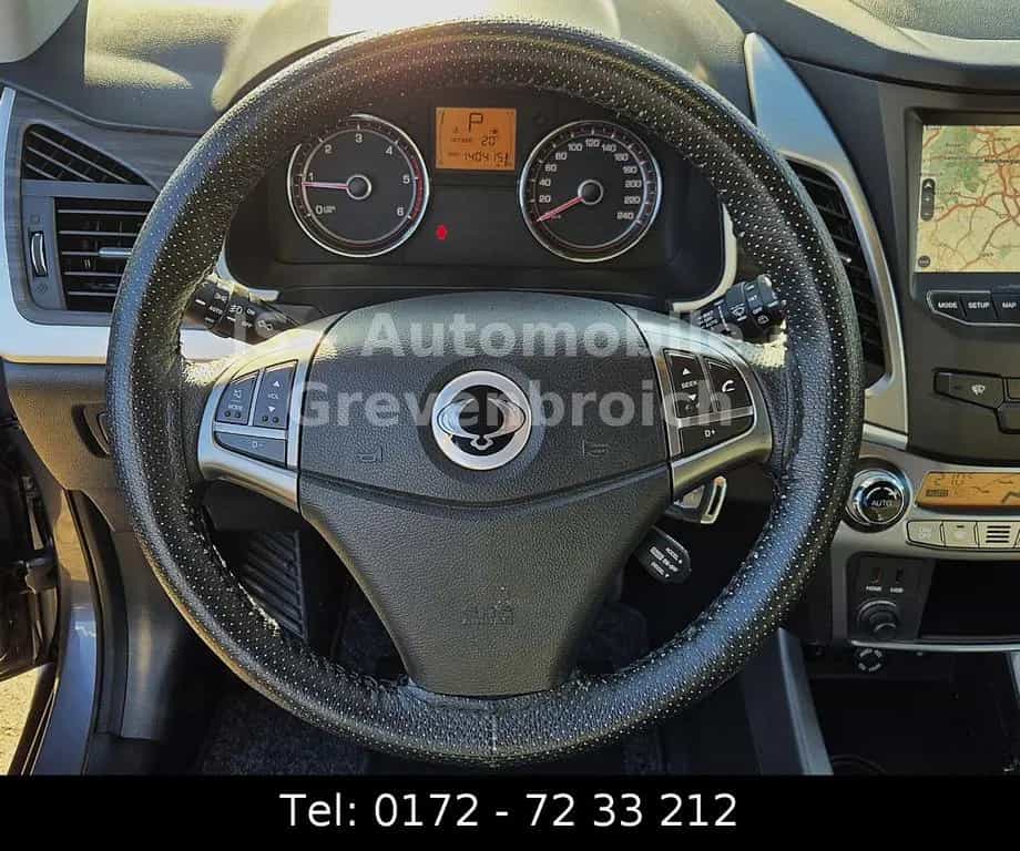 Ssangyong Korando 2.2Diesel e-XDi 220 AT AHK LEDER KAMERA 06/2016-photo-5