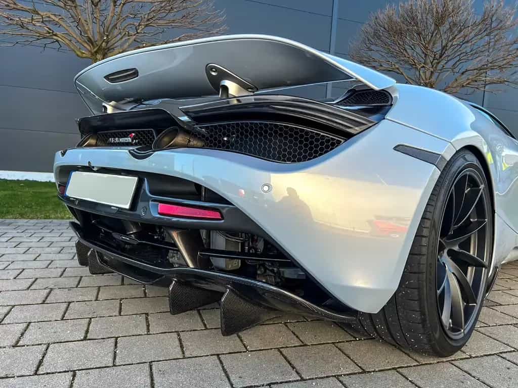 McLaren 720S Coupe |LIFT|B&W|CARBON|360|NOVITEC|GORILLA 08/2017-photo-4