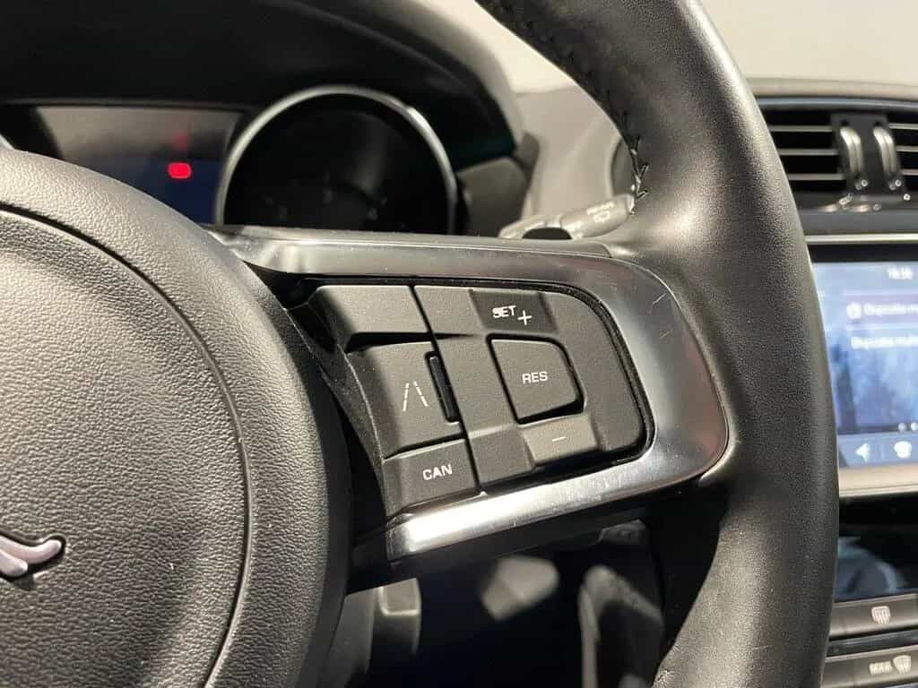 Jaguar F-Pace 2015 Prestige awd 180cv - AUTOCARR 12/2020-photo-13