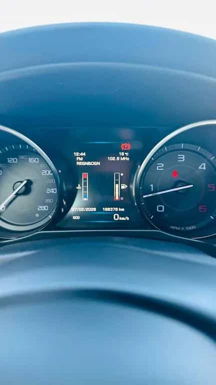 Jaguar XE E-Performance 163PS Portfolio Portfolio 09/2015-photo-6