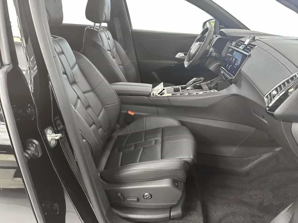 DS Automobiles DS7 (Crossback) DS7 Crossback ÉTOILE Diesel 130PS Comfort-Paket 02/2026-photo-13