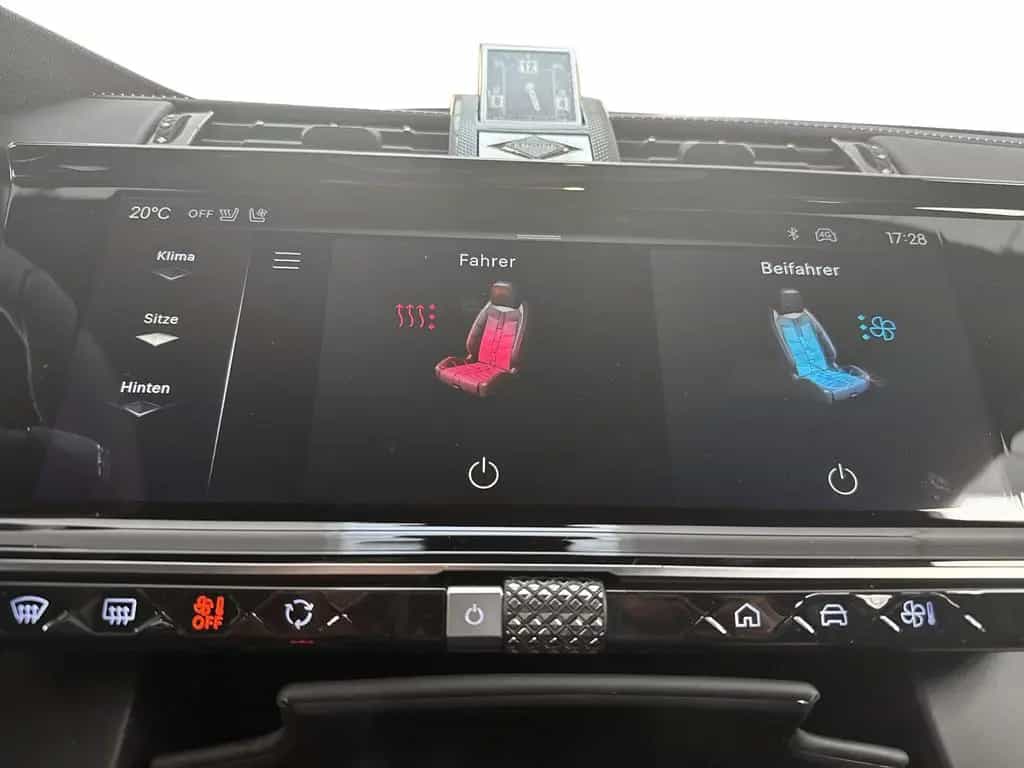 DS Automobiles DS7 (Crossback) DS7 Crossback ÉTOILE Diesel 130PS Comfort-Paket 02/2026-photo-15