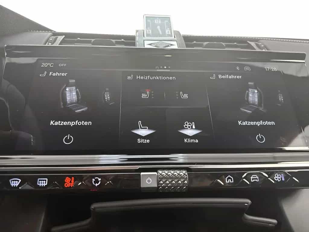 DS Automobiles DS7 (Crossback) DS7 Crossback ÉTOILE Diesel 130PS Comfort-Paket 02/2026-photo-16