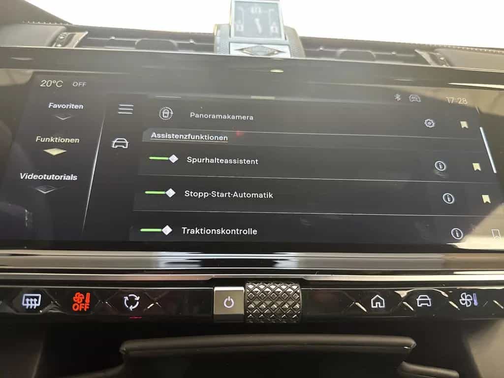 DS Automobiles DS7 (Crossback) DS7 Crossback ÉTOILE Diesel 130PS Comfort-Paket 02/2026-photo-18