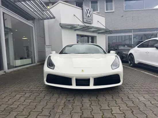 Ferrari 488 GTB Kamera Carbon  dt. Auto u.frei 03/2017-photo-1