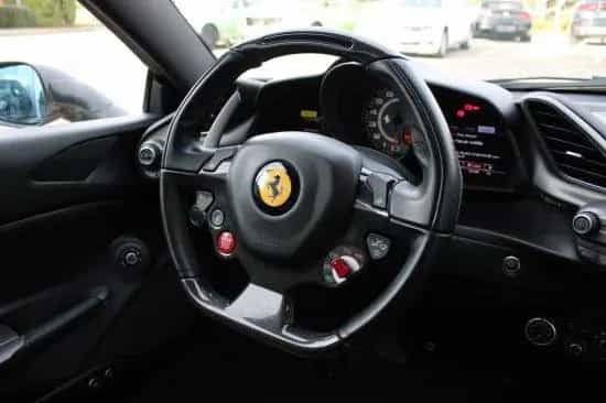 Ferrari 488 GTB Kamera Carbon  dt. Auto u.frei 03/2017-photo-10