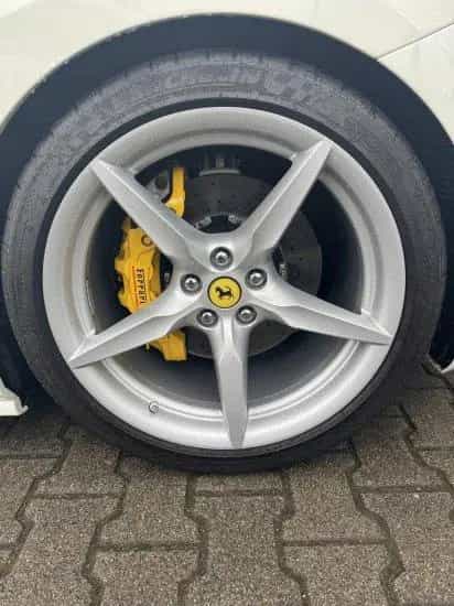 Ferrari 488 GTB Kamera Carbon  dt. Auto u.frei 03/2017-photo-17