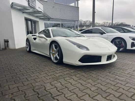 Ferrari 488 GTB Kamera Carbon  dt. Auto u.frei 03/2017-photo-2