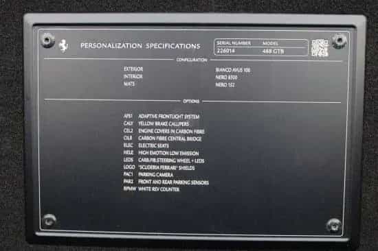 Ferrari 488 GTB Kamera Carbon  dt. Auto u.frei 03/2017-photo-9