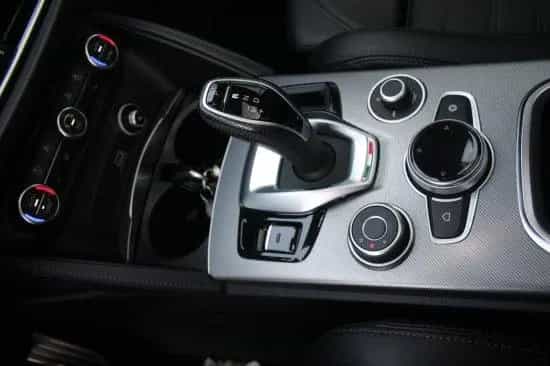 Alfa Romeo Stelvio 2.2 JTDM Veloce Q4 Leder ACC Pano Navi K 07/2022-photo-24