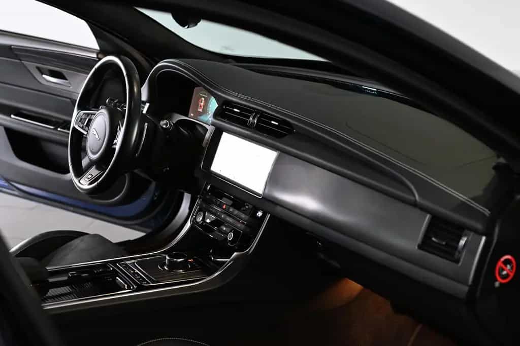 Jaguar XF D300 S Kombi LED Sportsitze Winter-Paket 04/2019-photo-8