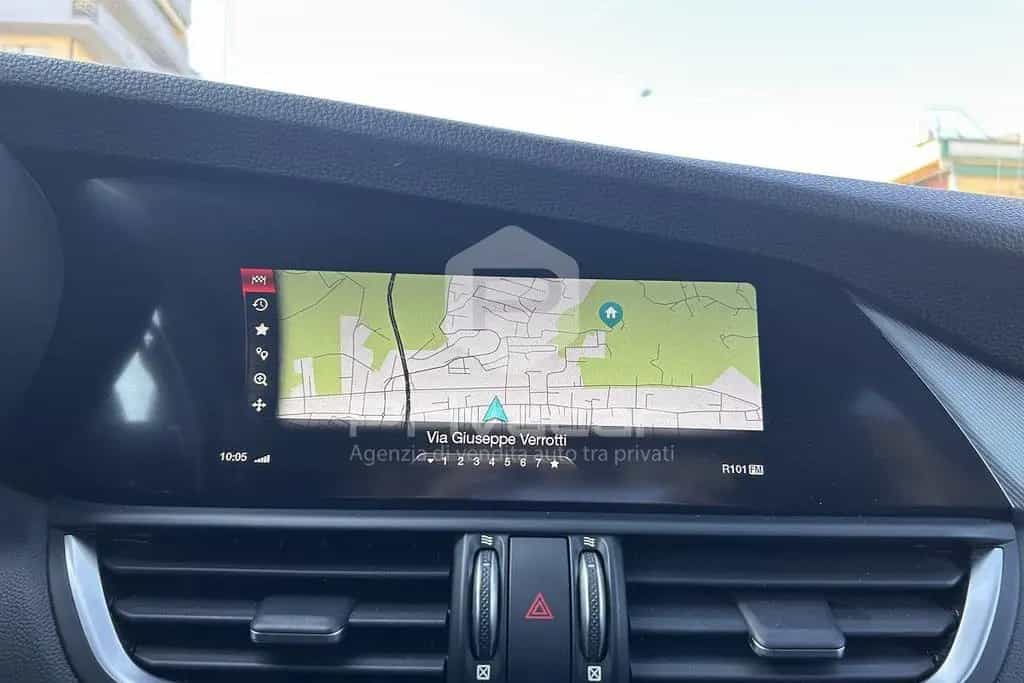 Alfa Romeo Giulia ROMEO Giulia 2.2 Turbodiesel 210 CV AT8 AWD 07/2017-photo-11