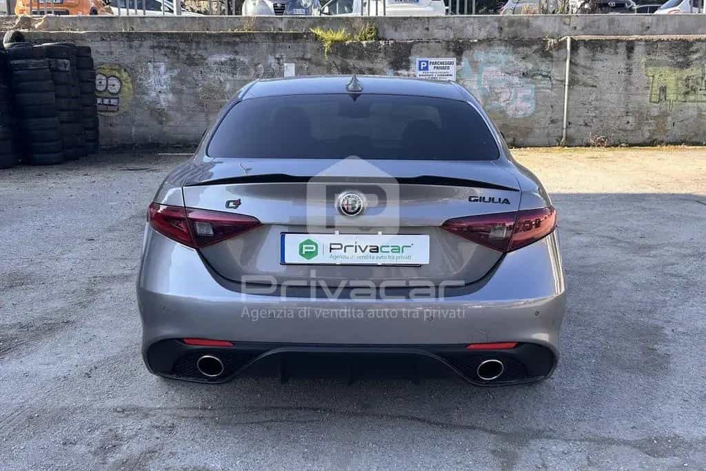 Alfa Romeo Giulia ROMEO Giulia 2.2 Turbodiesel 210 CV AT8 AWD 07/2017-photo-3