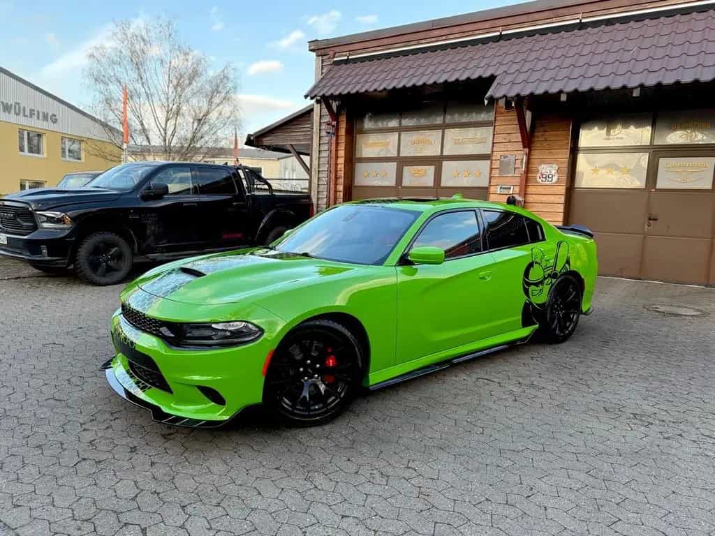 Dodge 392 SRT*V8*SCAT BACK*BREMBO*GARANTIE*NAVI*VOLL* 05/2018-photo-1